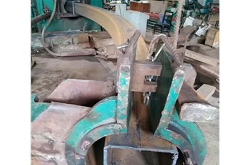 云南热煨型材弯管加工厂如何确保大规格型材弯管的成型精度与表面质量？